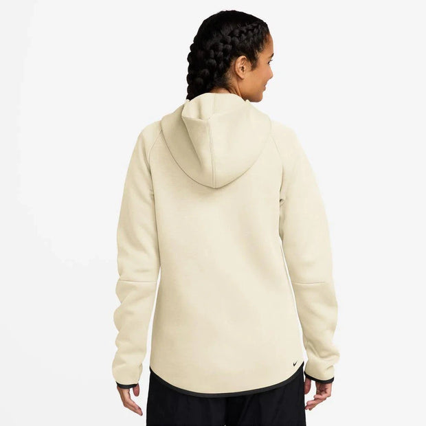 Nike Sportswear Tech Fleece NIKE