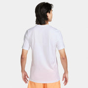 Camiseta Nike M Nsw Tee 6Mo Swoosh NIKE