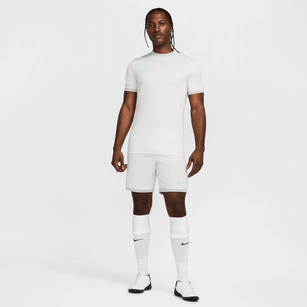 Top Nike Academy Men&