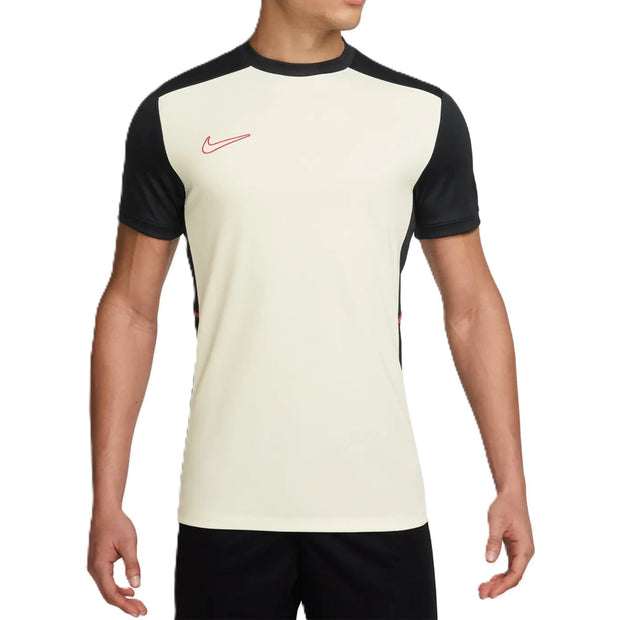 Nike Academy Men&