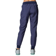 Pantalón Asics Club Woven Pant Mujer ASICS