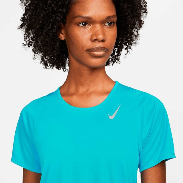 Camiseta Nike Dri-Fit Race Women&